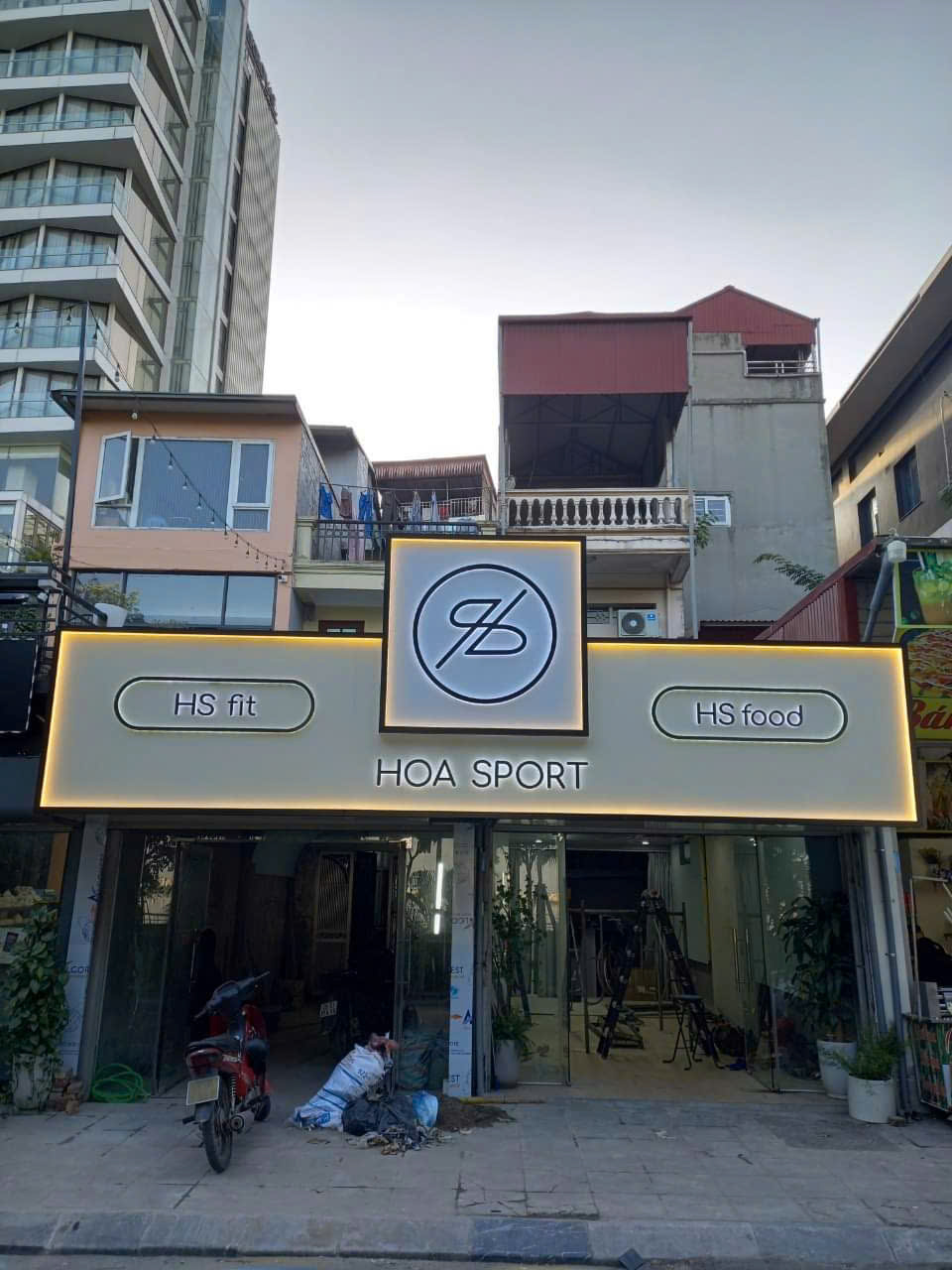 chữ nổi đèn led cửa hàng
