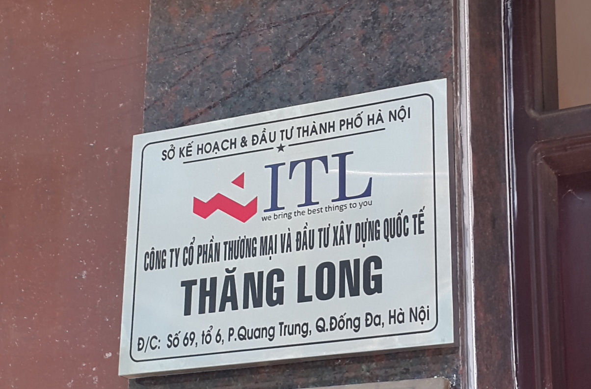 biển inox trắng